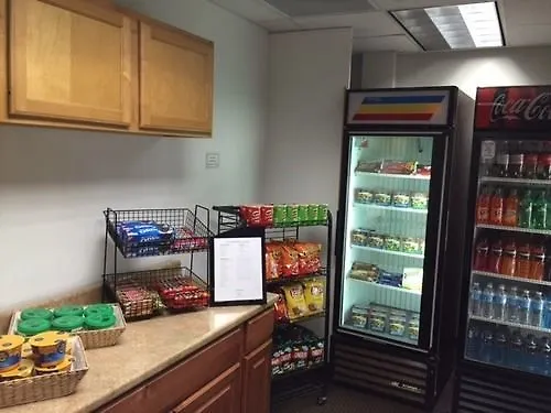 Days Inn & Suites By Wyndham Denver International Airport 2*,