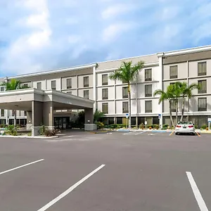comfort-inn-suites-clearwater.hotelstampa.org/