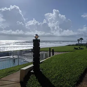 Shoreline & - Beachfront 2*, Daytona Beach United States