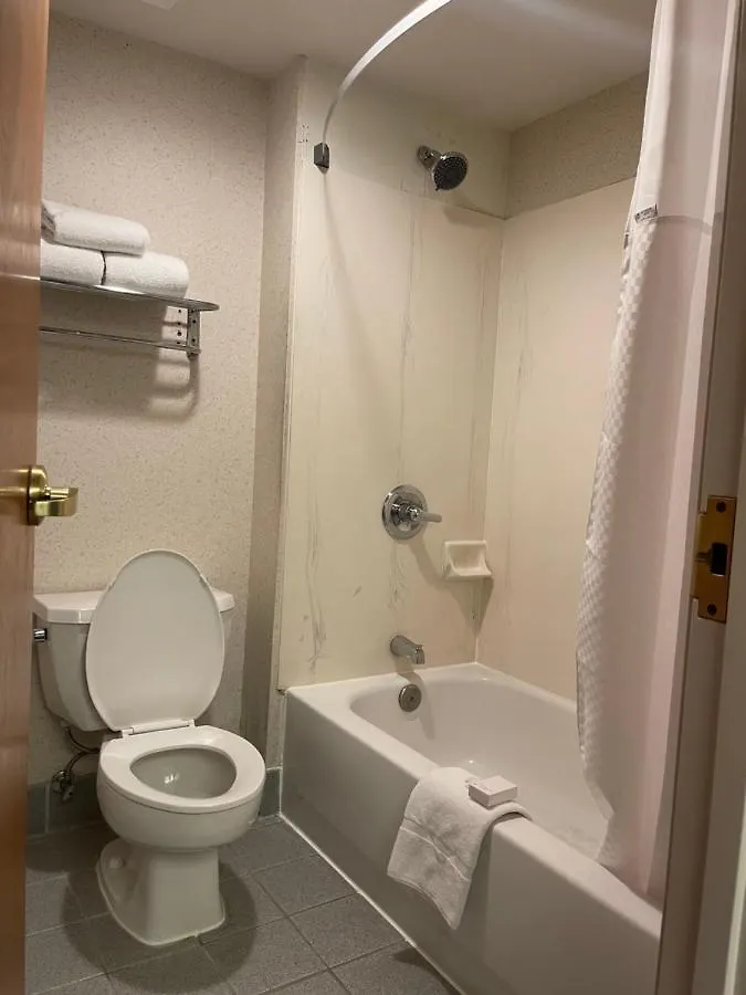Days Inn & Suites By Wyndham Denver International Airport