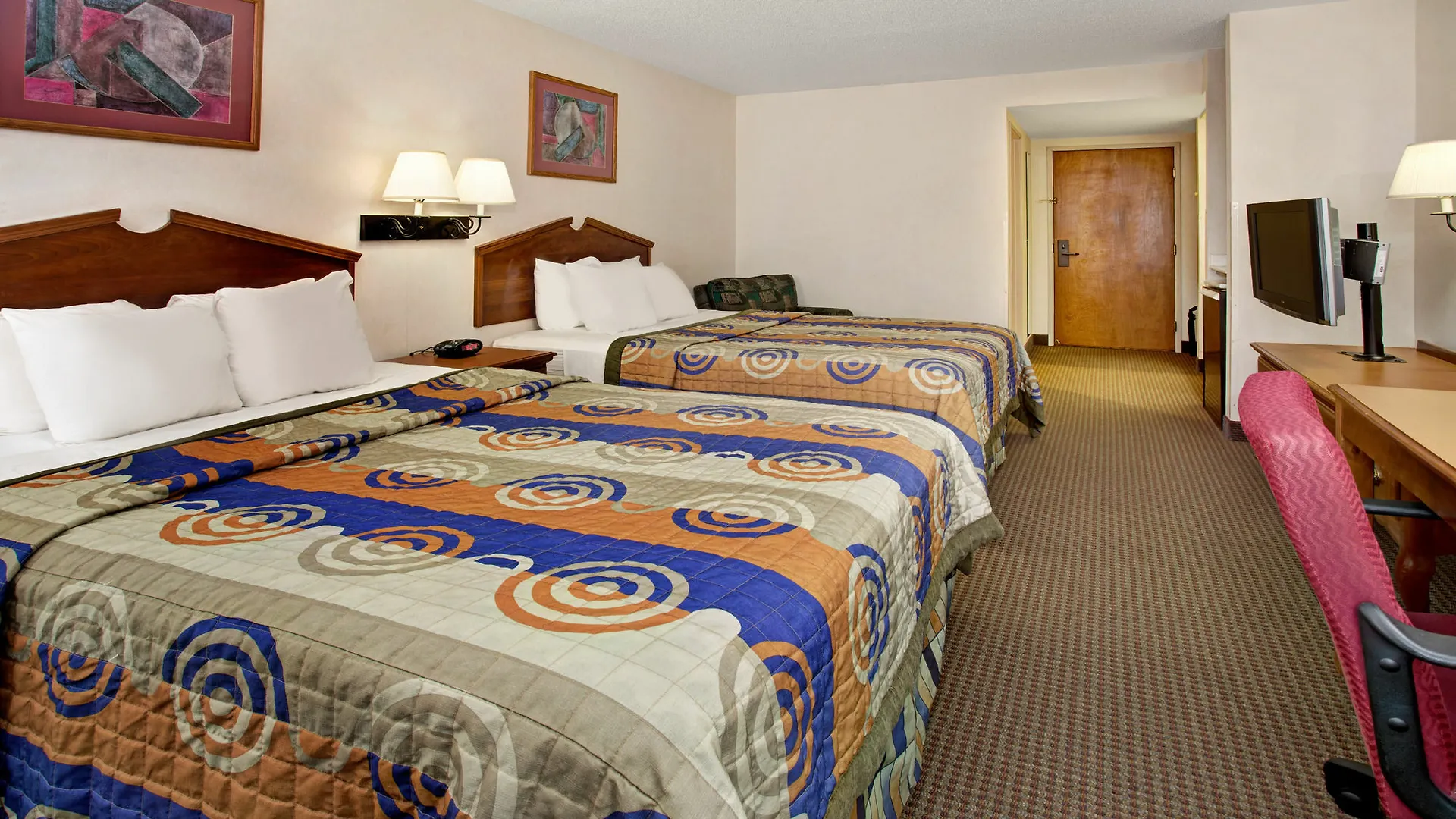Days Inn & Suites By Wyndham Denver International Airport